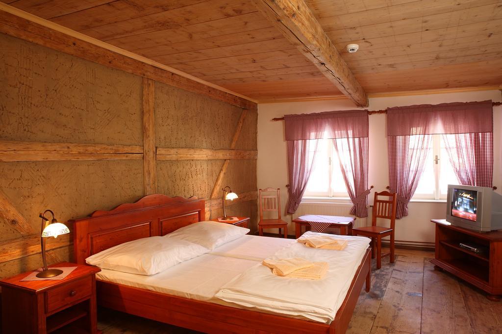 Hradni Basta Hotell Bečov nad Teplou Eksteriør bilde