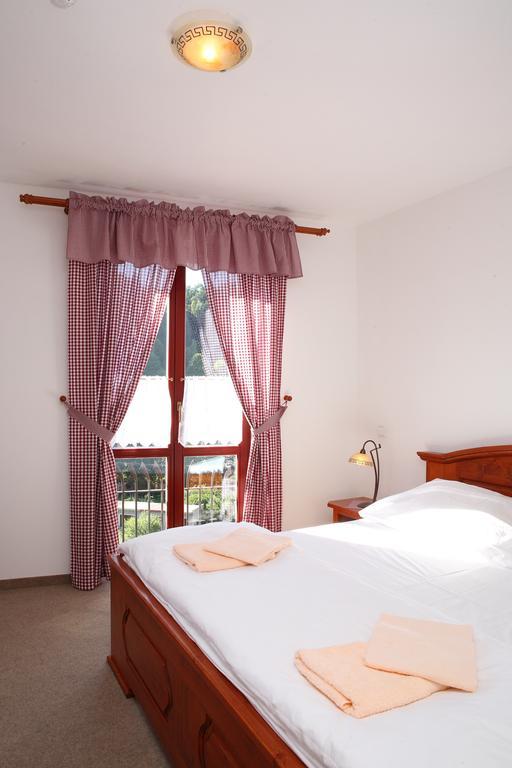 Hradni Basta Hotell Bečov nad Teplou Rom bilde