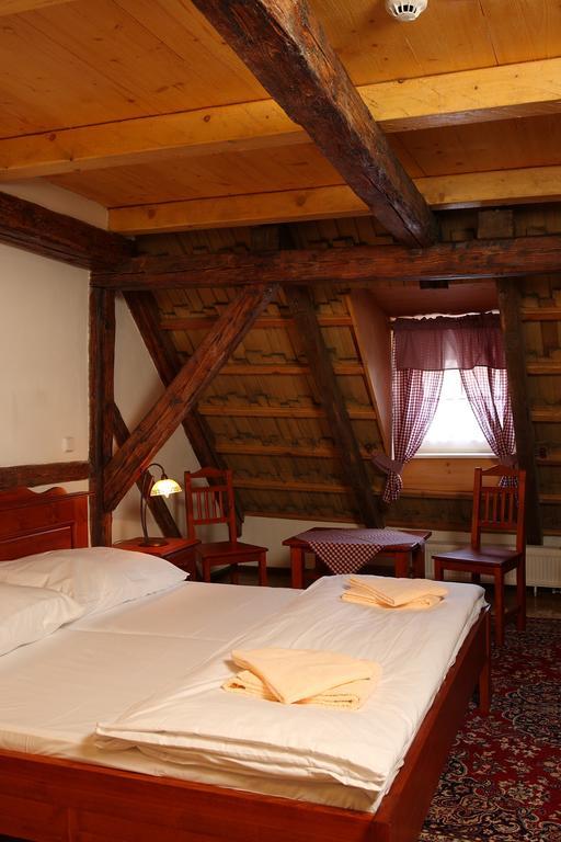 Hradni Basta Hotell Bečov nad Teplou Rom bilde