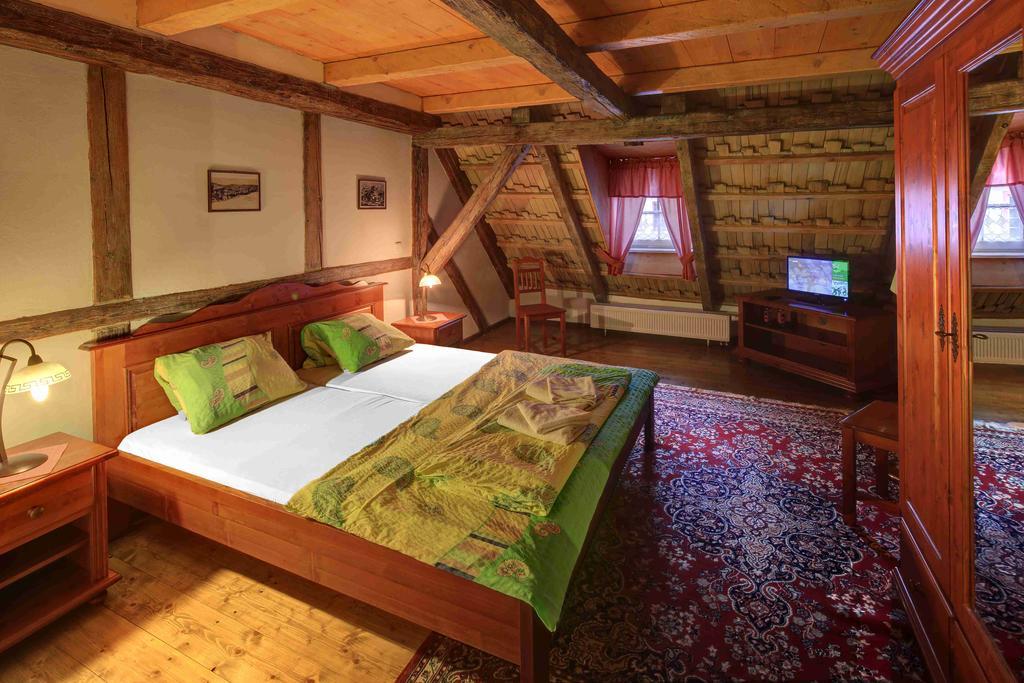 Hradni Basta Hotell Bečov nad Teplou Eksteriør bilde