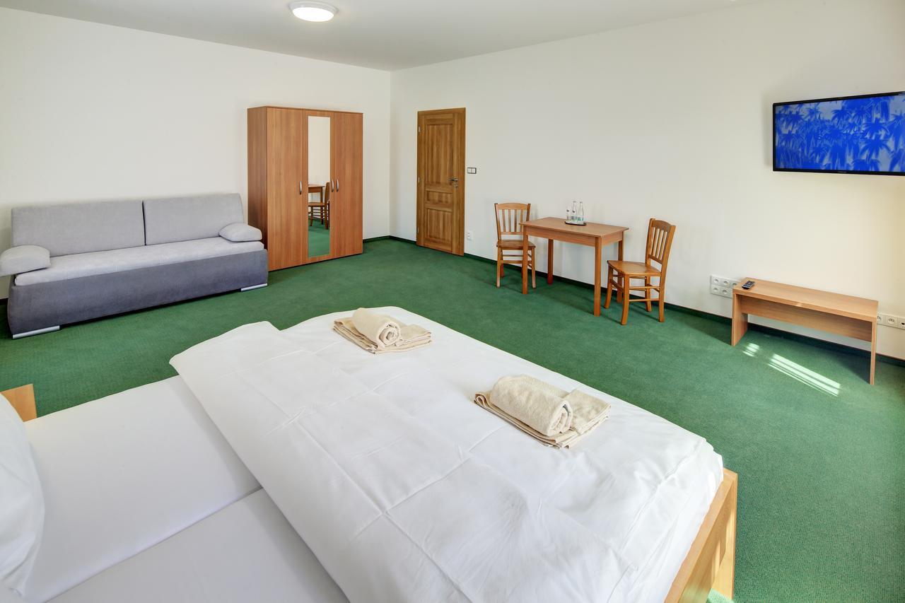 Hradni Basta Hotell Bečov nad Teplou Eksteriør bilde